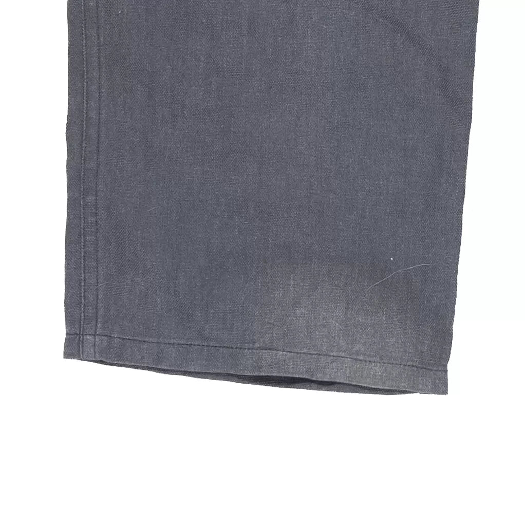 32Gray