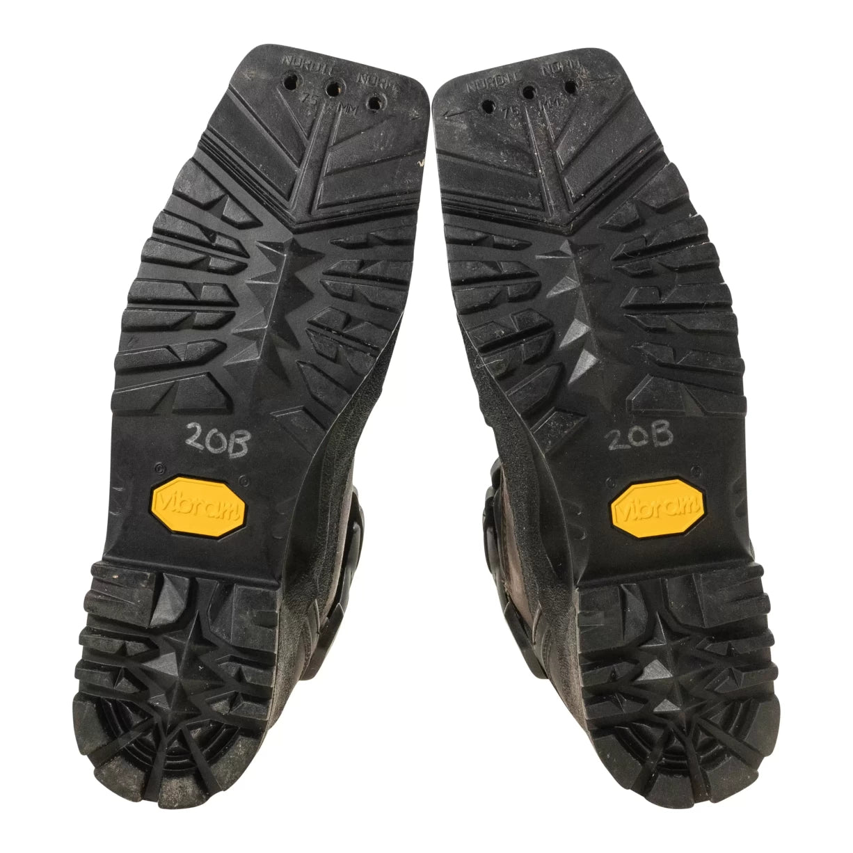 39.0Black/Brown