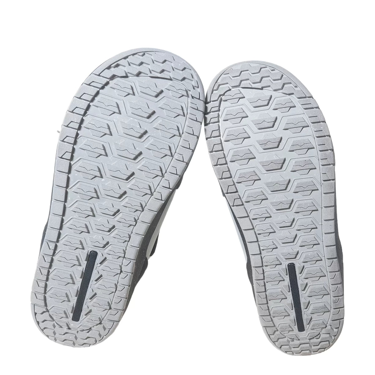 9.5Grey