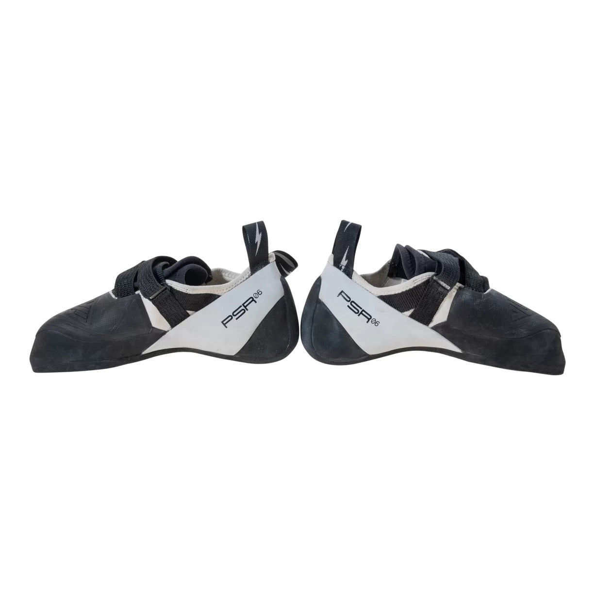 EU-44Black/White