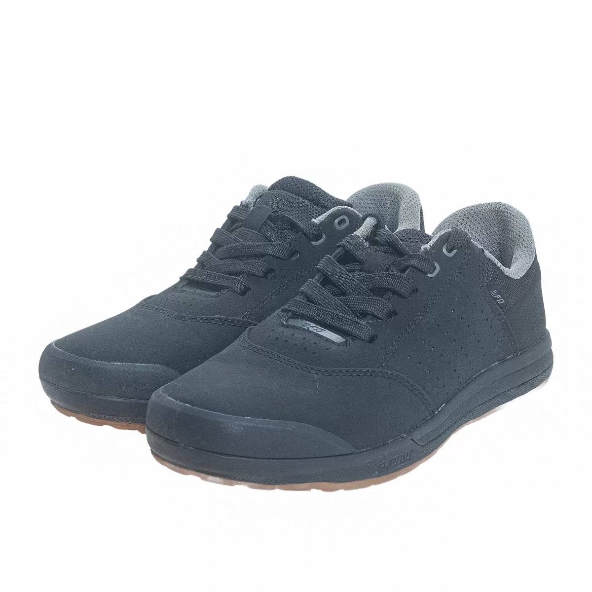 39.0Black