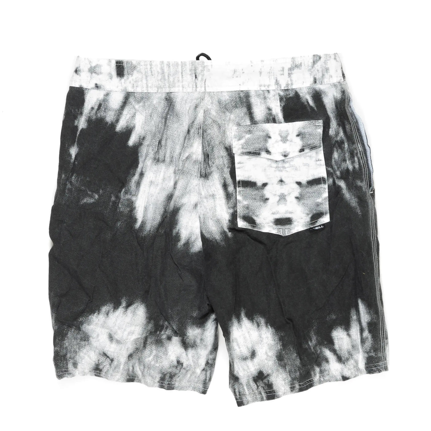 32Black