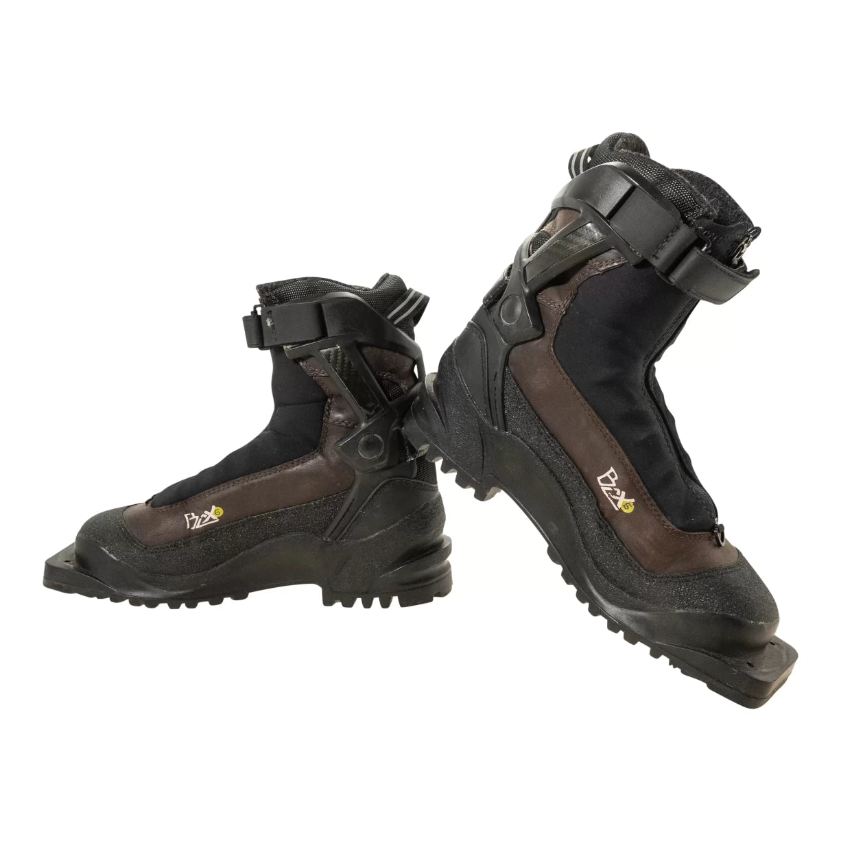 39.0Black/Brown