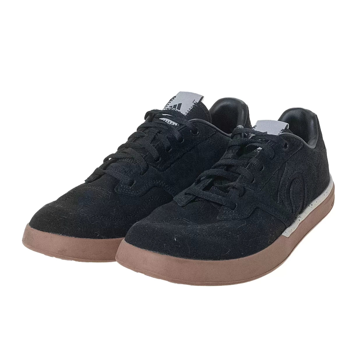 8Black