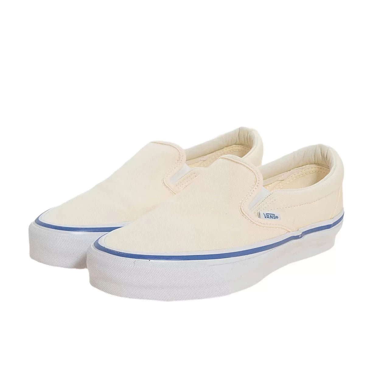 39.0White