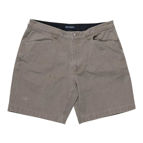 36Taupe