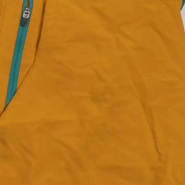 33Yellow