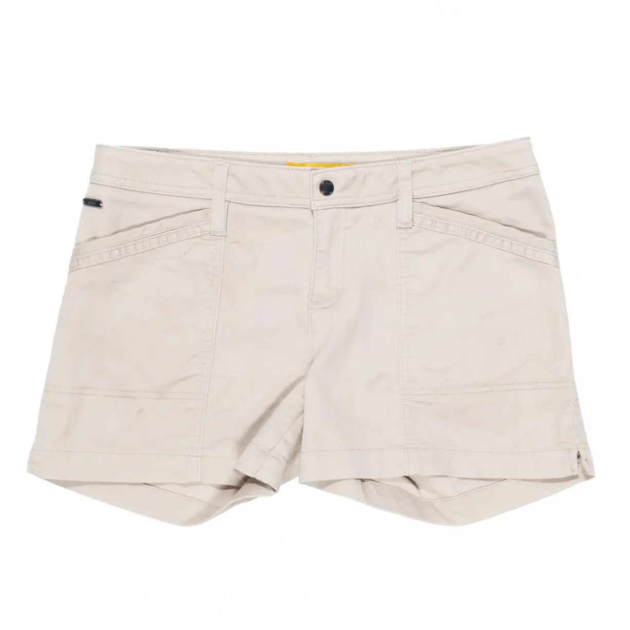 8Beige