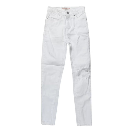 24White