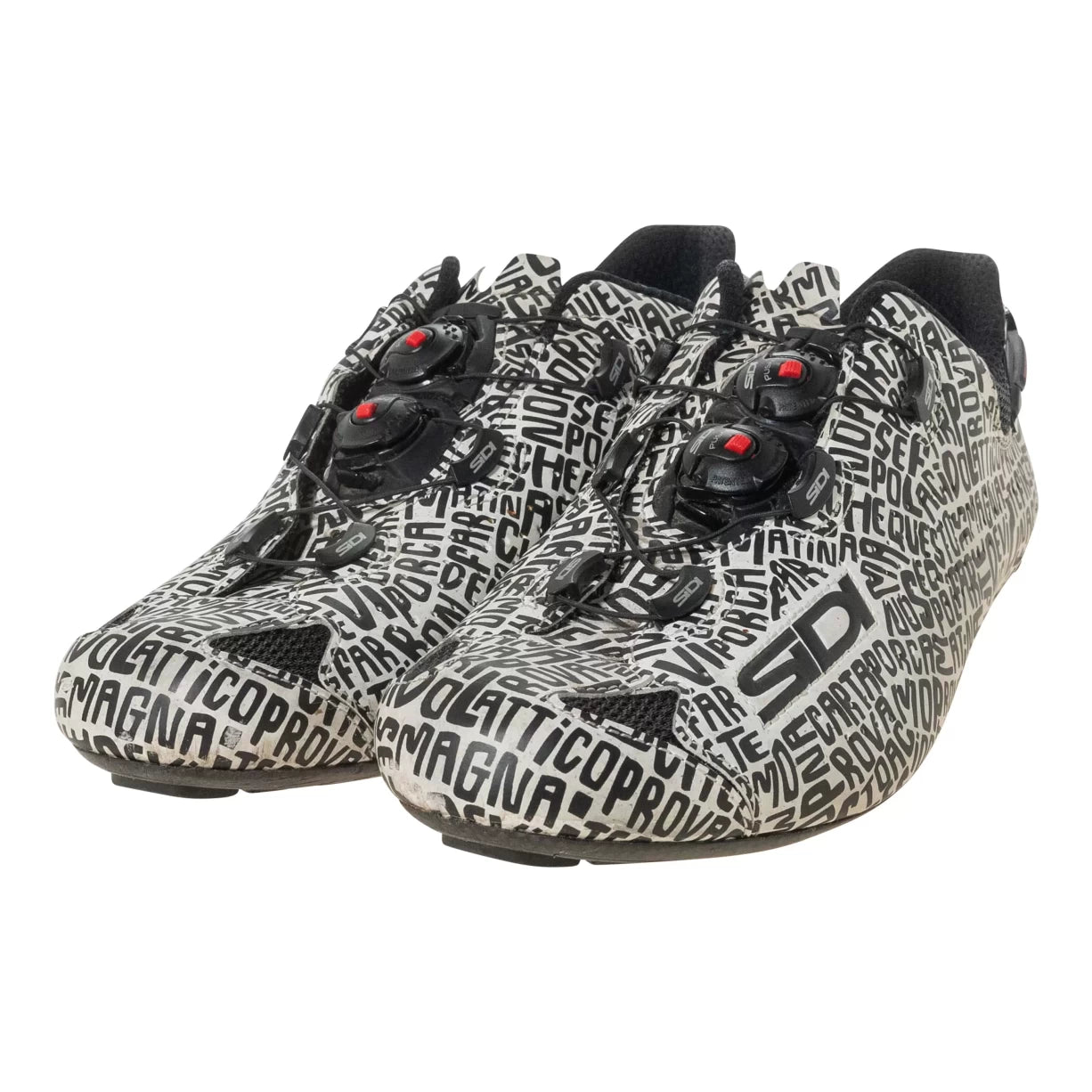 44.0Black/White