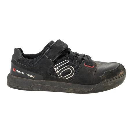 13Black