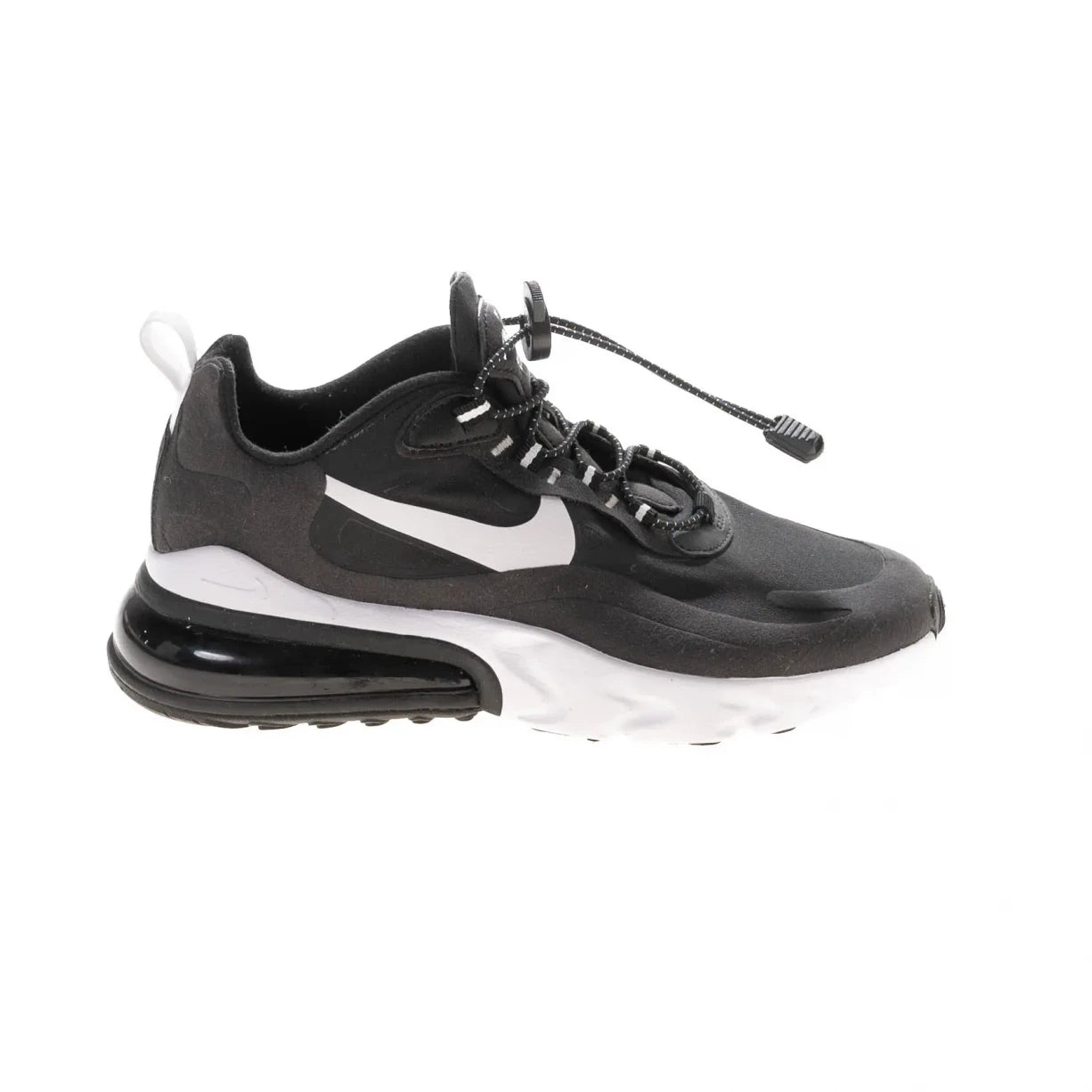 8Black/White