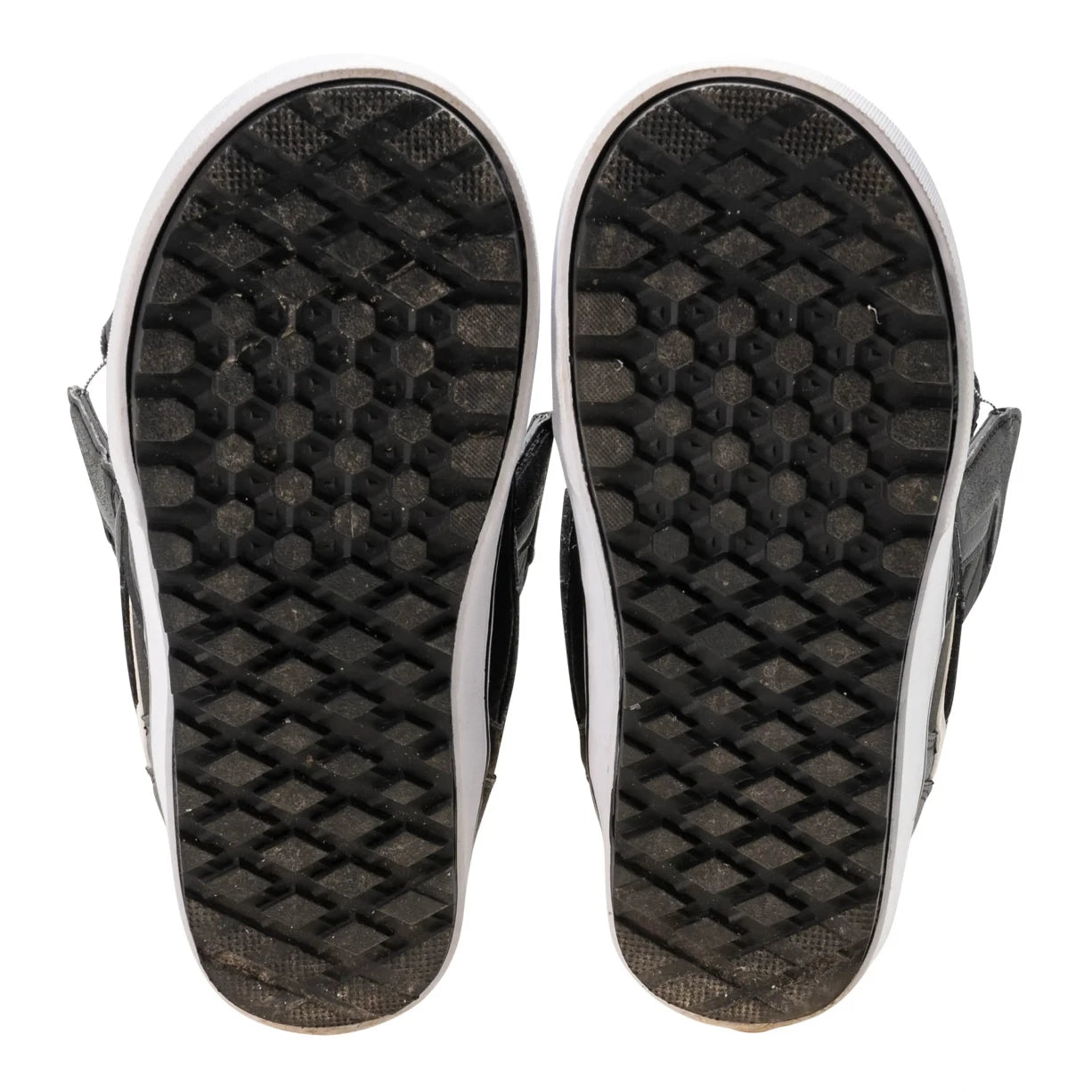 6Black/White