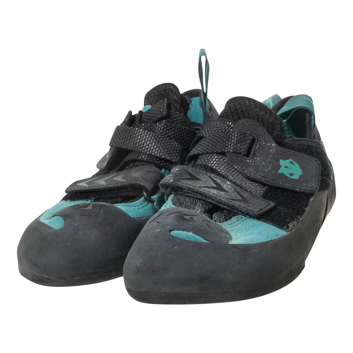 8Black Blue