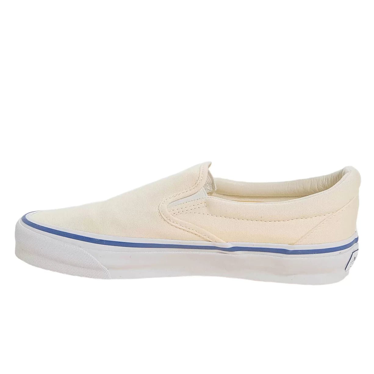 39.0White