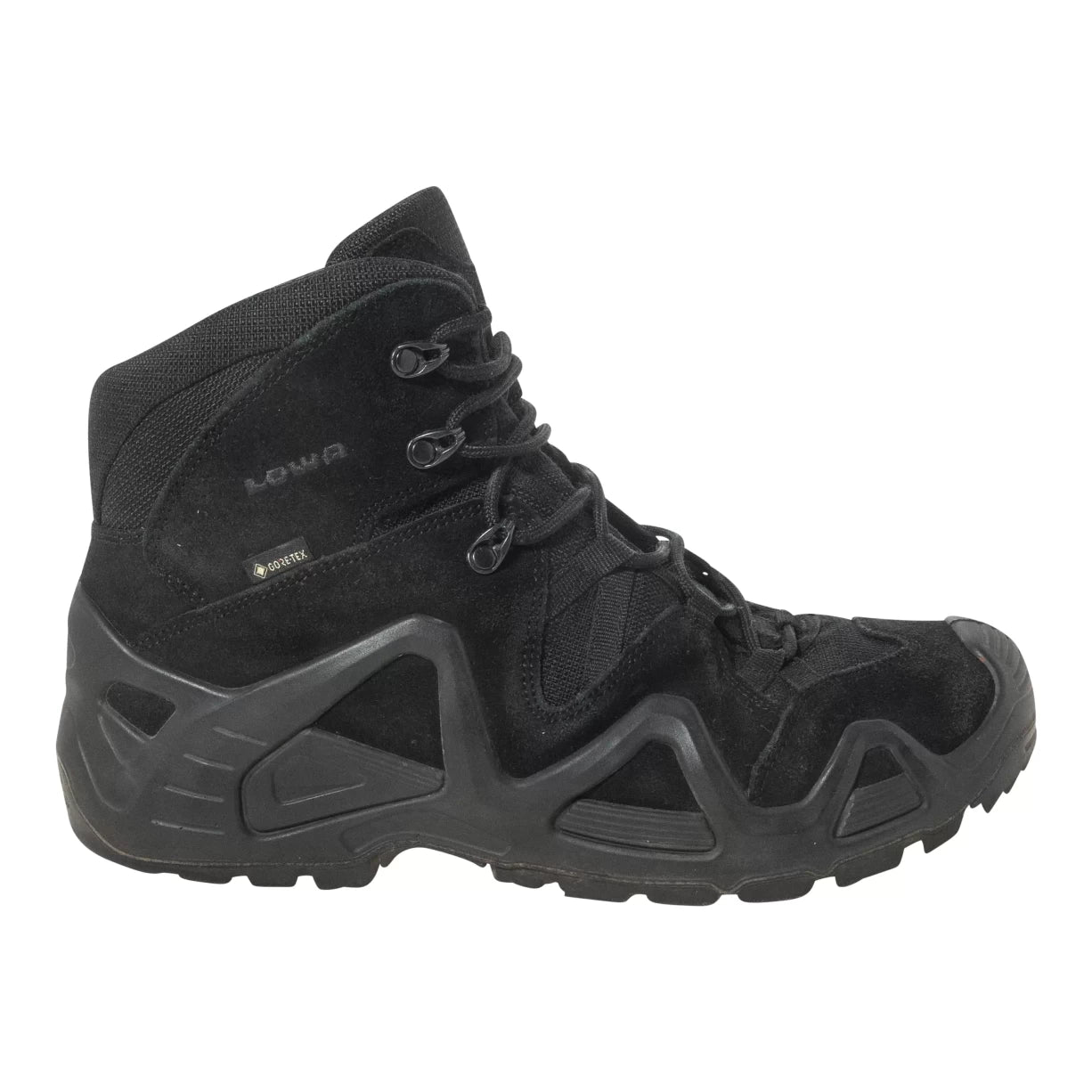 12Black/Black
