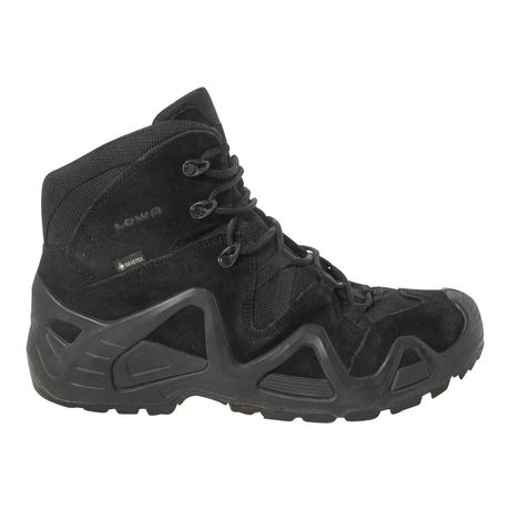 12Black/Black