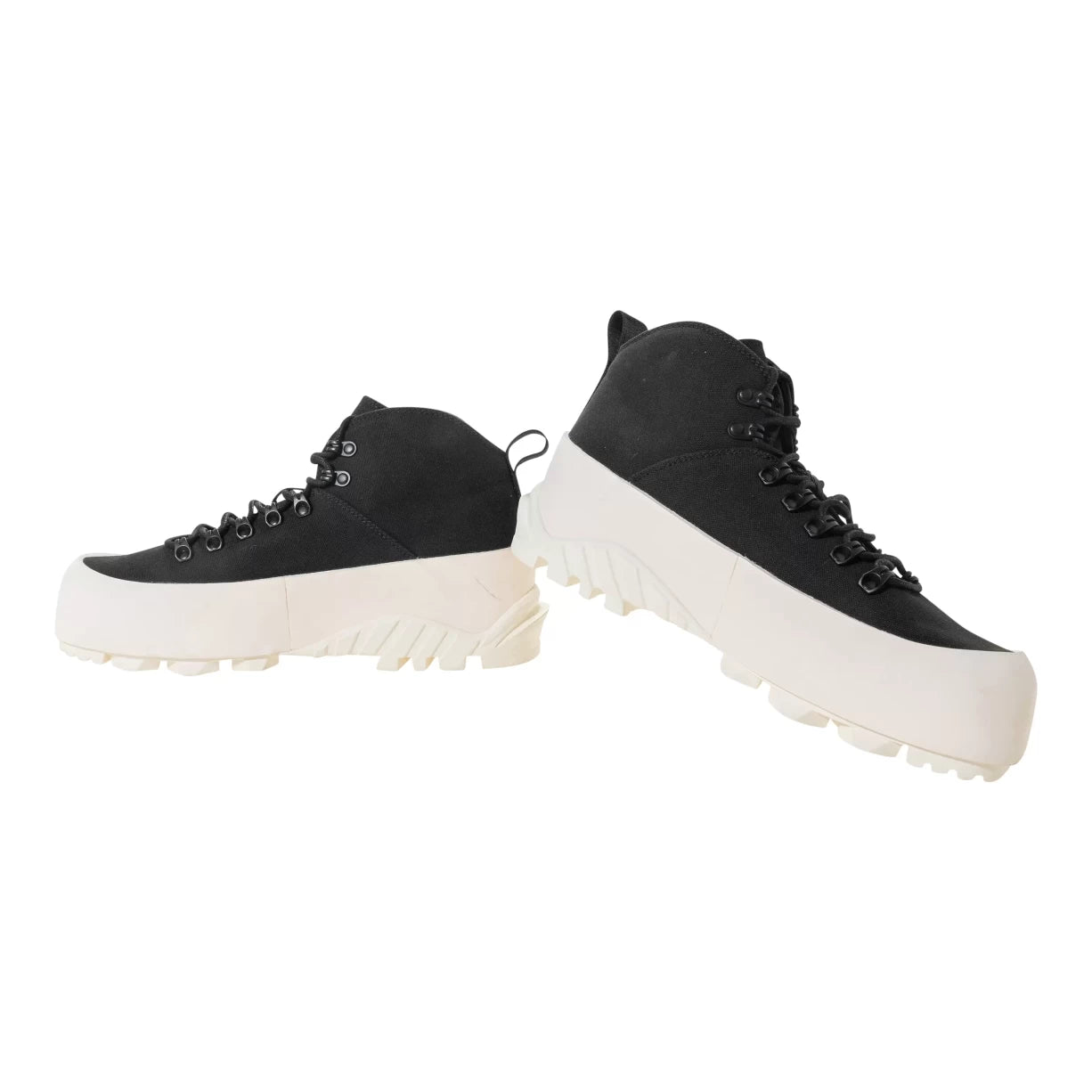 43.0Black/White