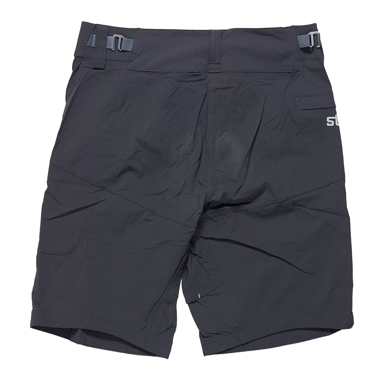 32Black
