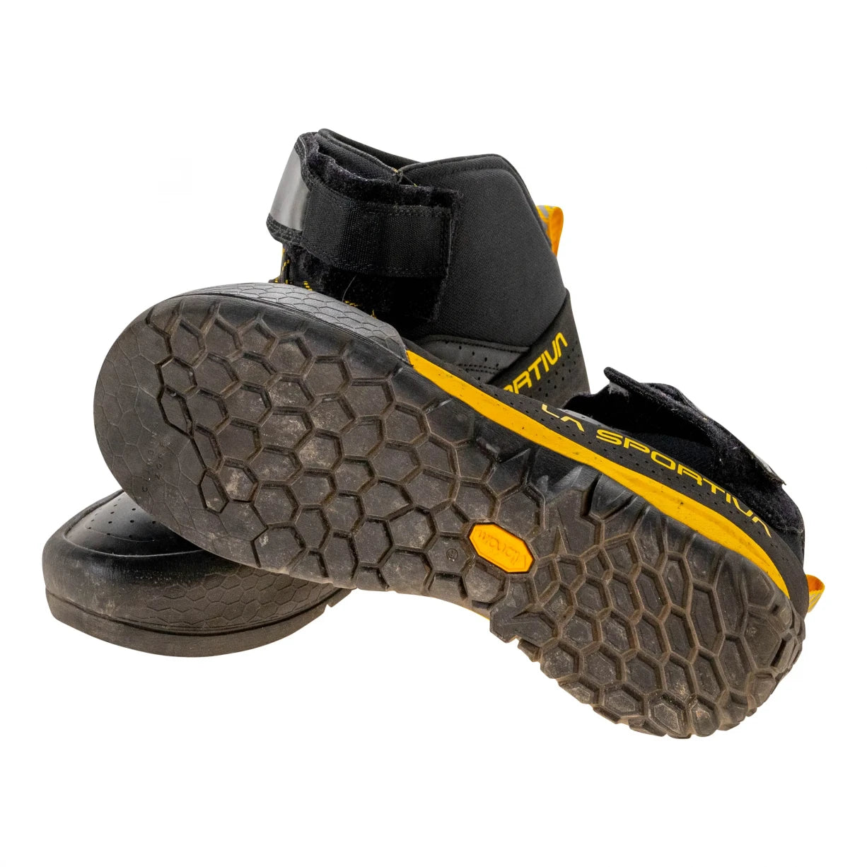 44.0Black / Yellow