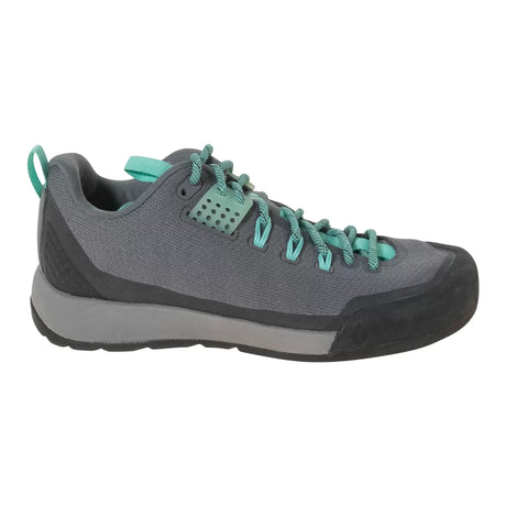 Save On Top Rated Rock Climbing Shoes & Footwear - Geartrade.com