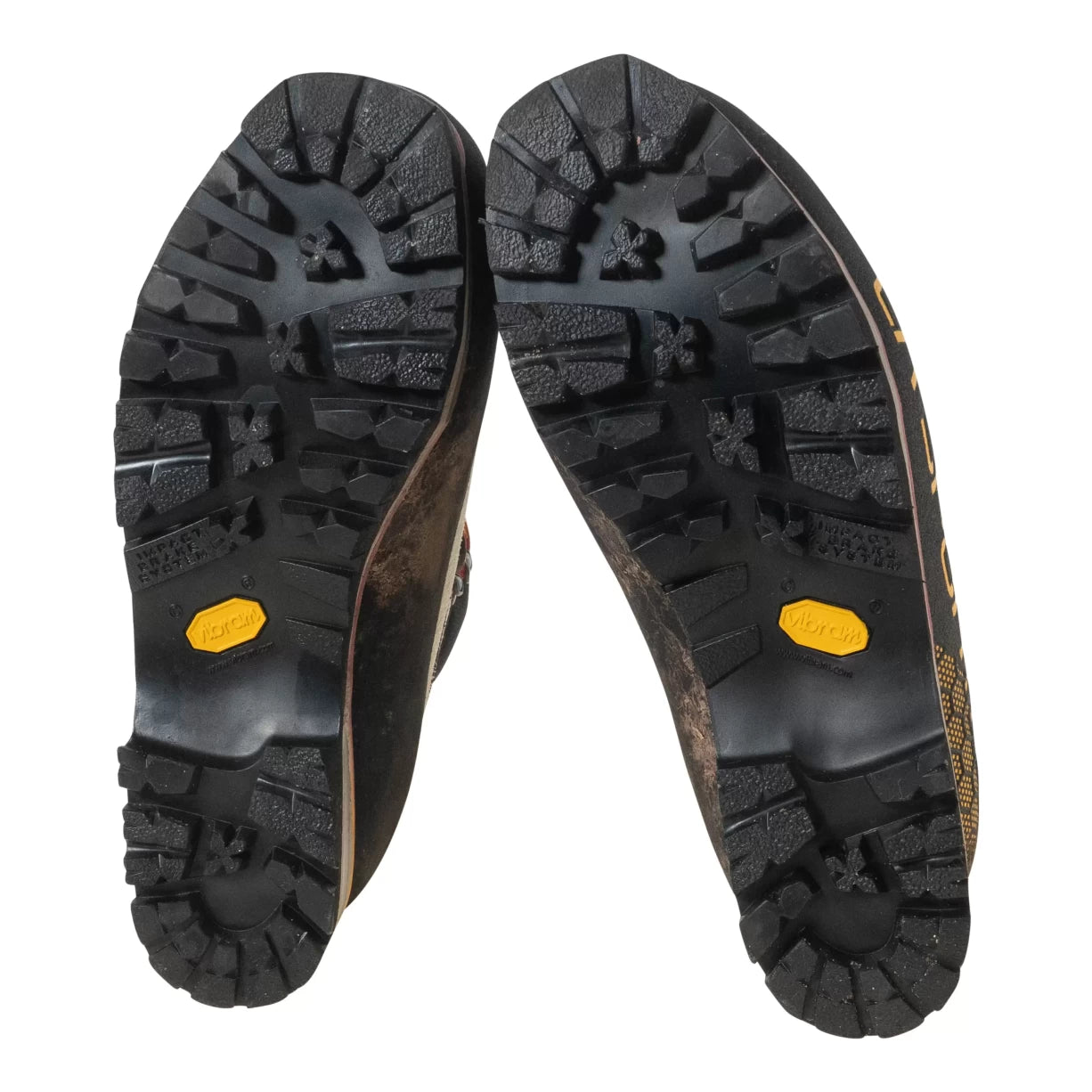40Black/Tan