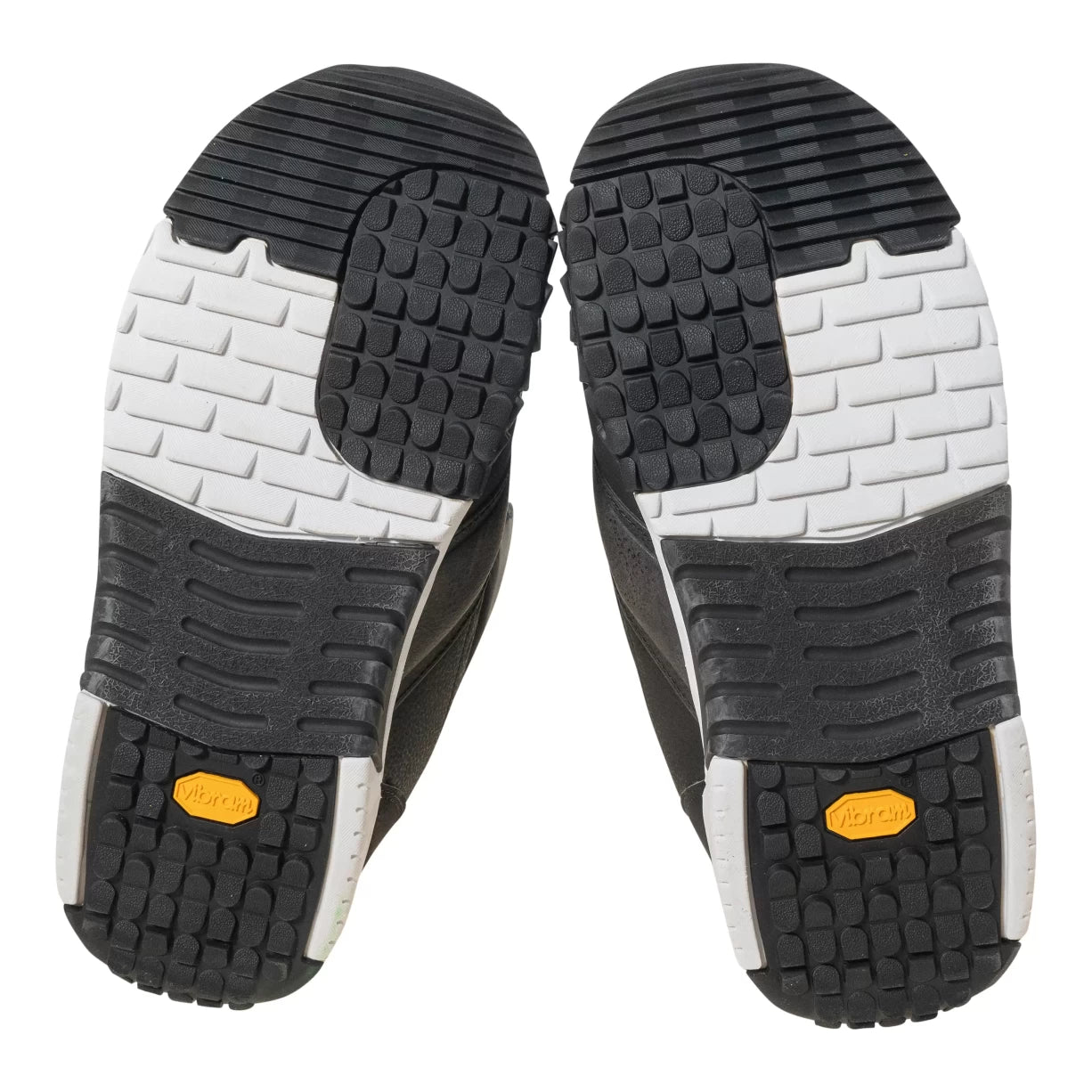 8.5Black/White