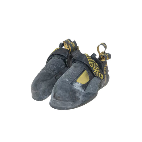 39.0Black/Yellow