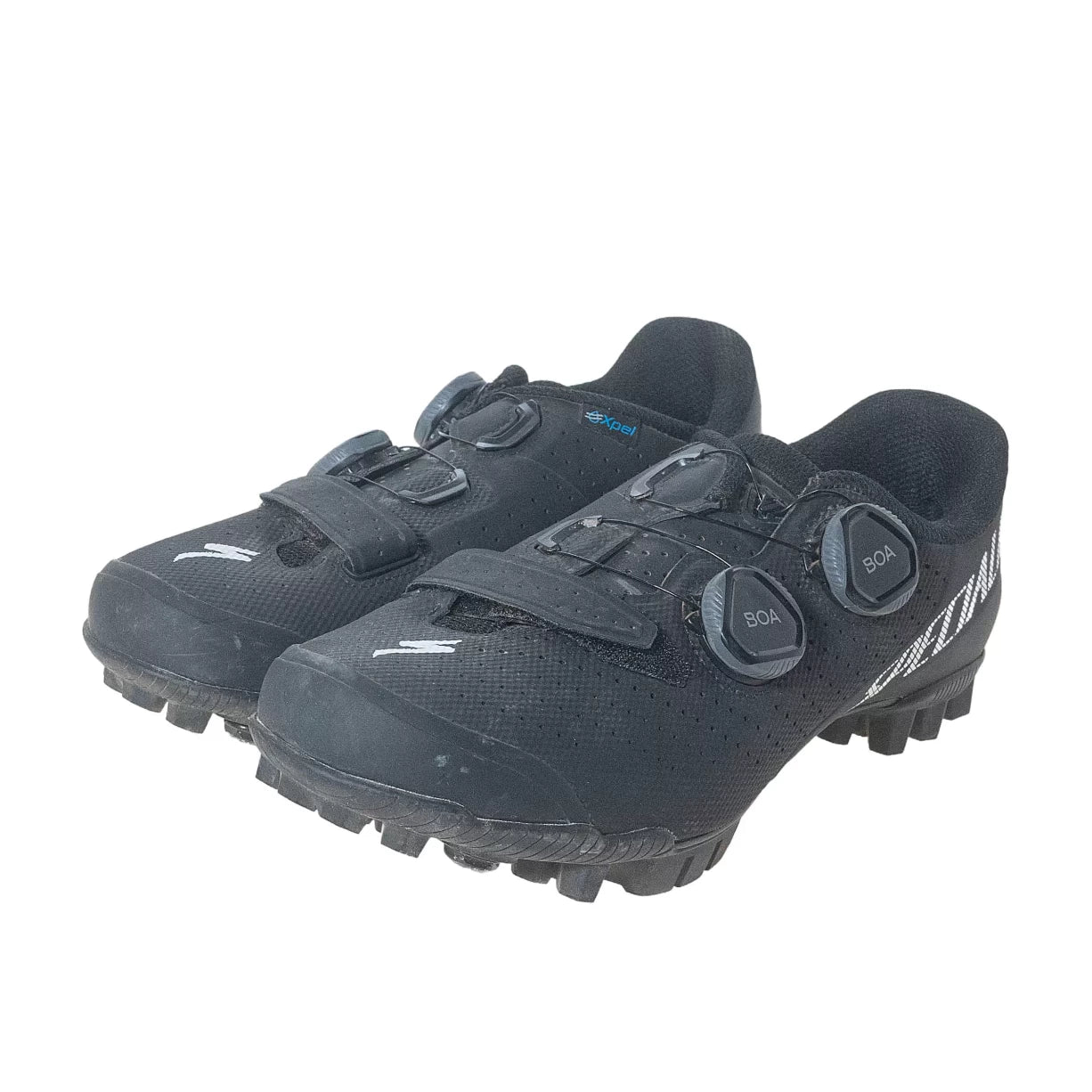 39.0Black
