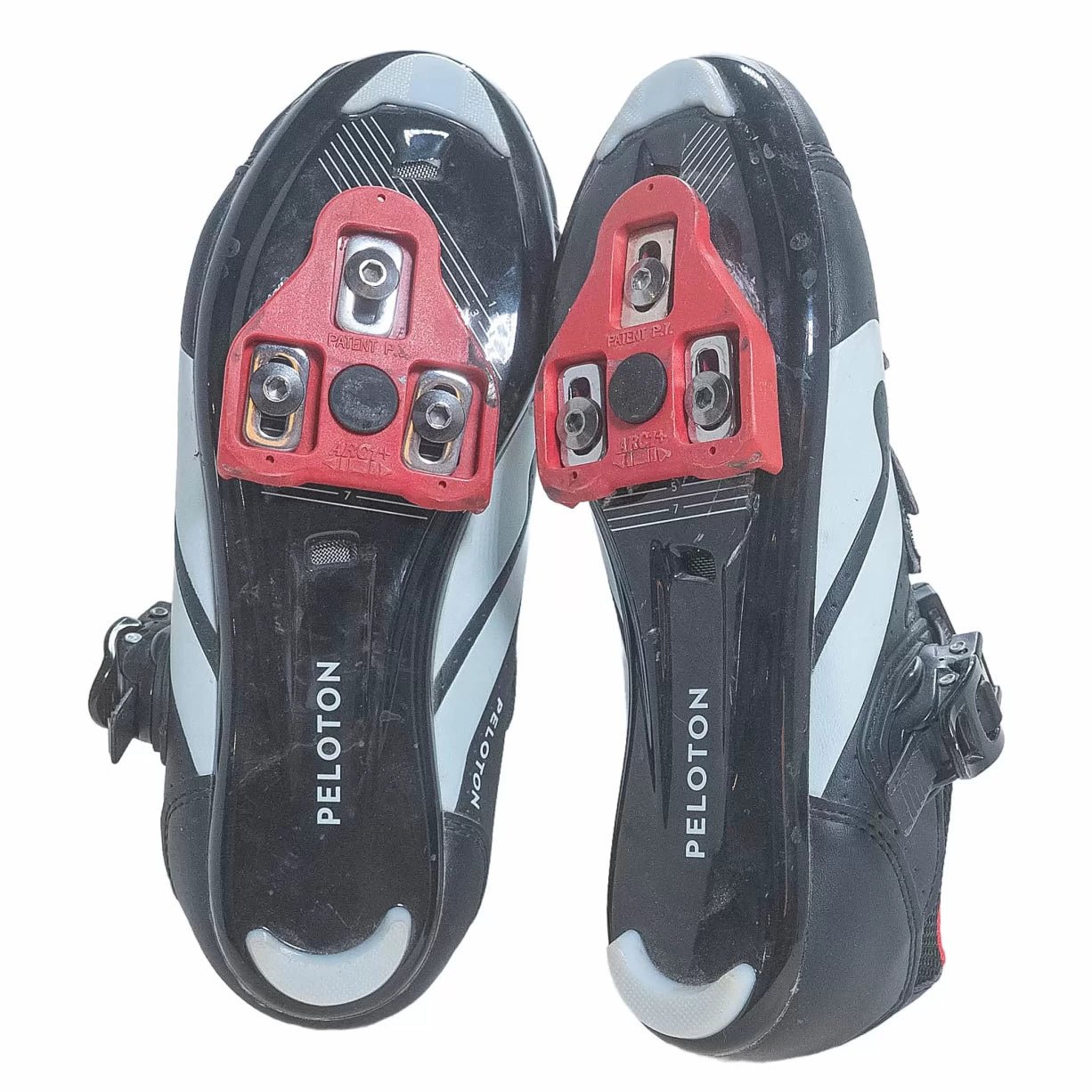 37Black/White/Red