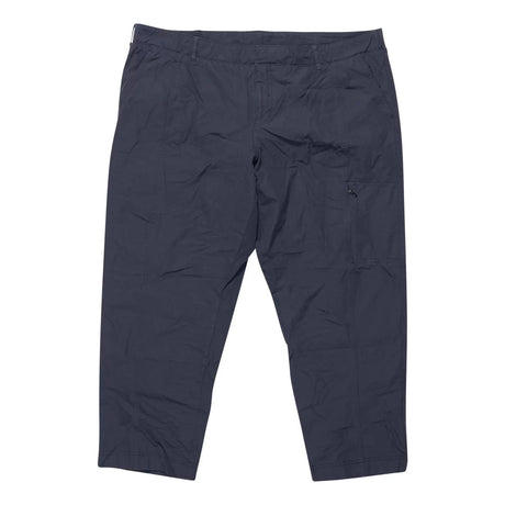 16Black