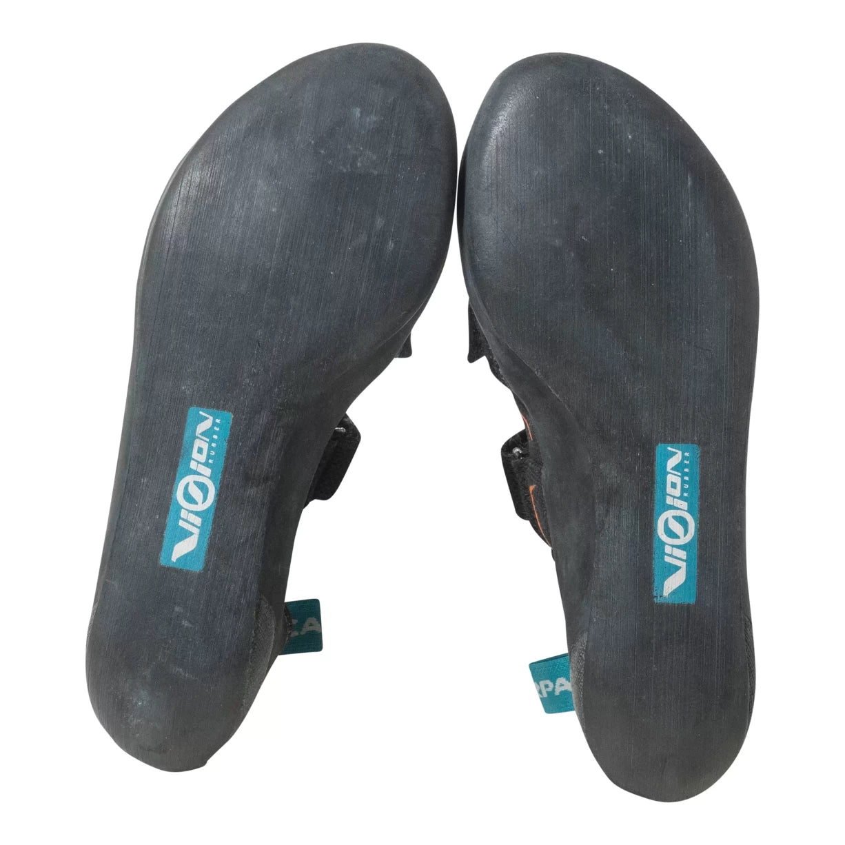 39.0Black/Orange