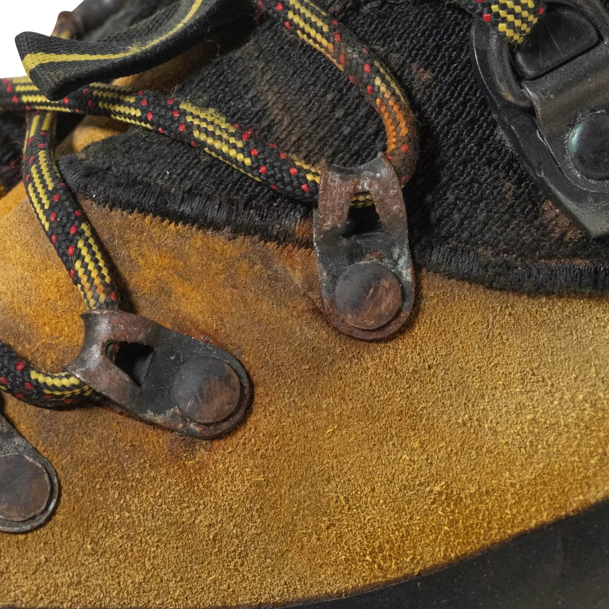 42.5Yellow/Black