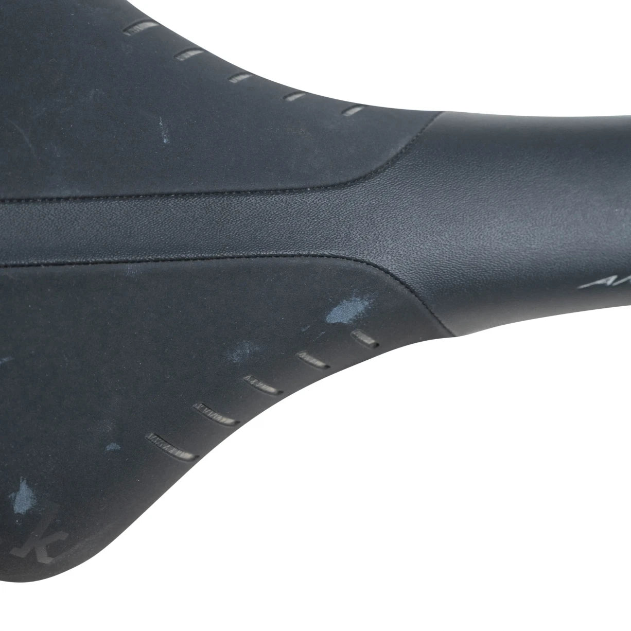 275mm x 141mmSaddle