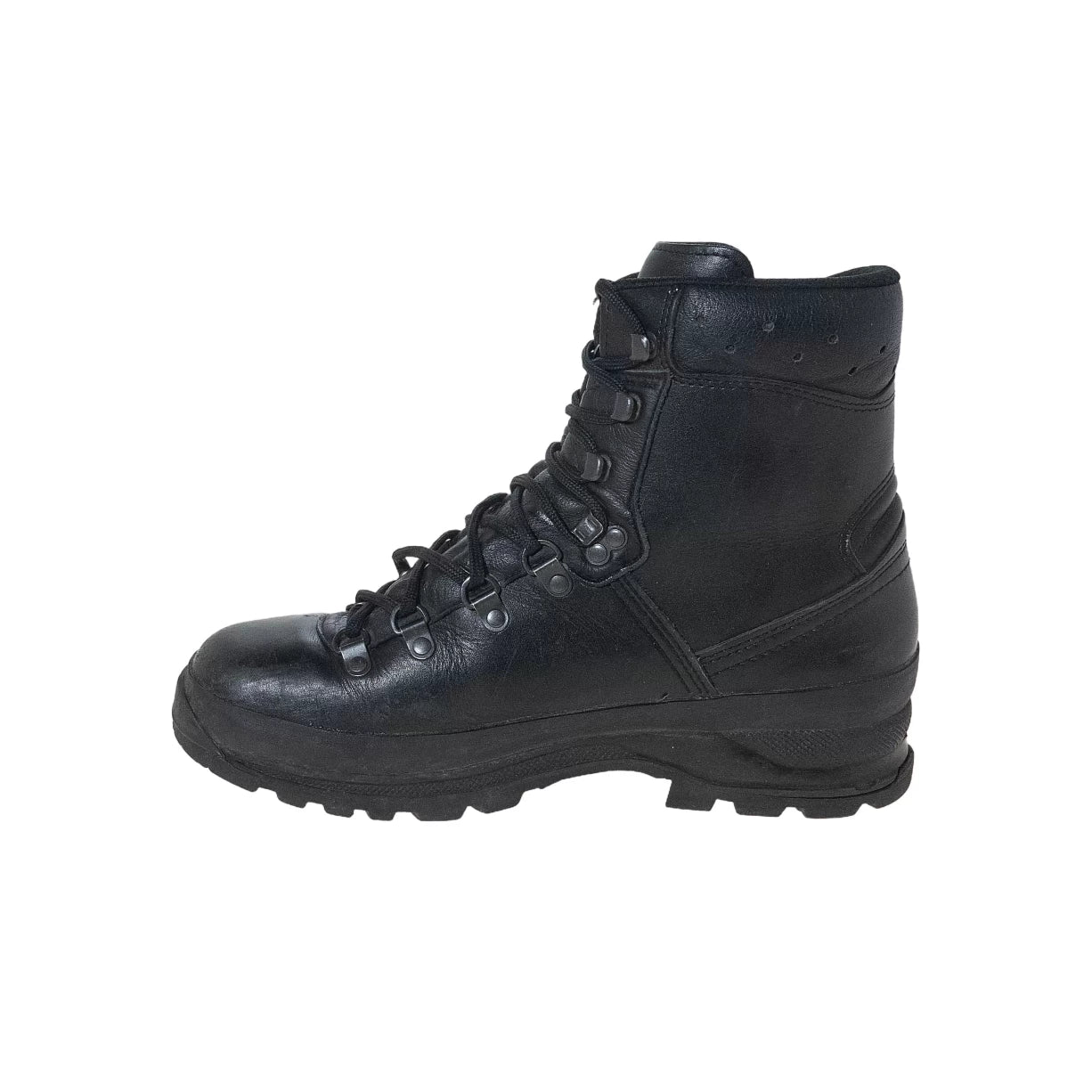 44.0Black