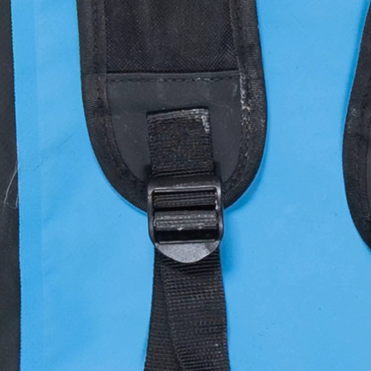 20 LBlack/Blue