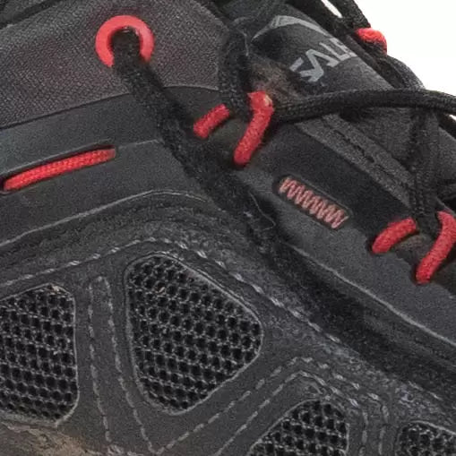 10Black/Red