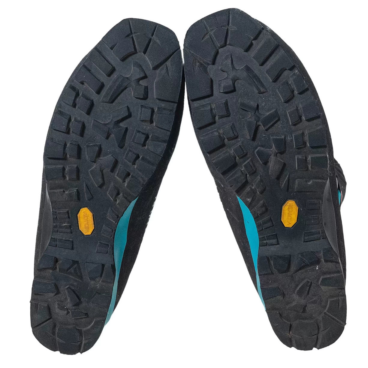 44.0Black