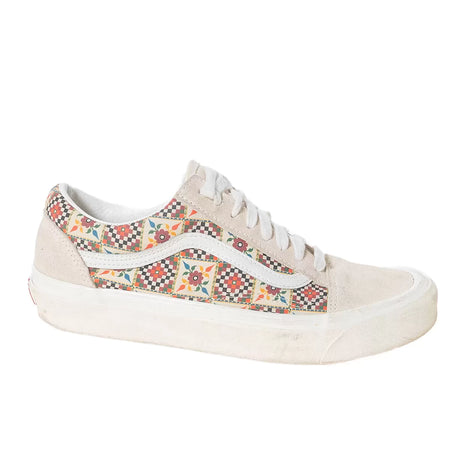 9White/Multi