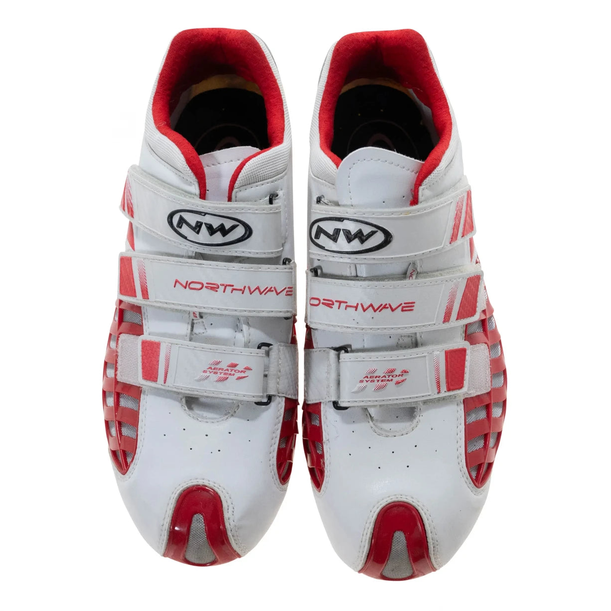 44White/Red