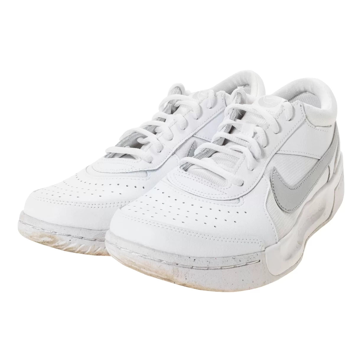 9White
