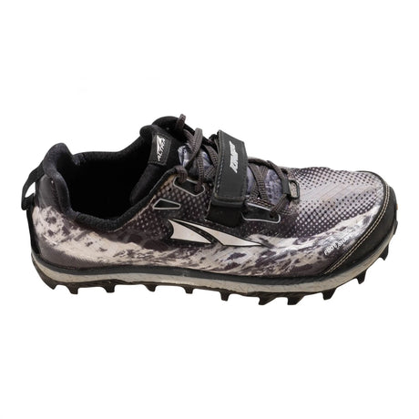 8.5Black/White