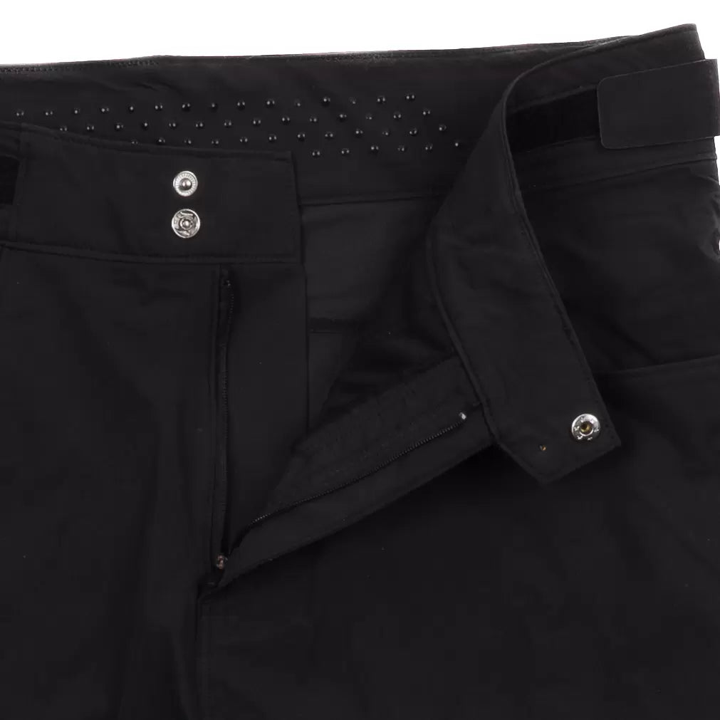 LBlack