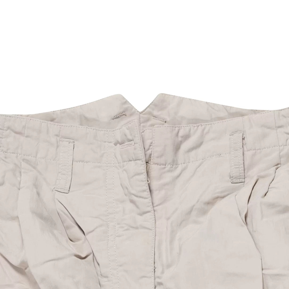 8Beige