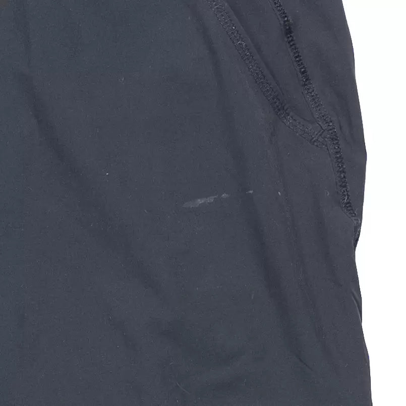 16Black