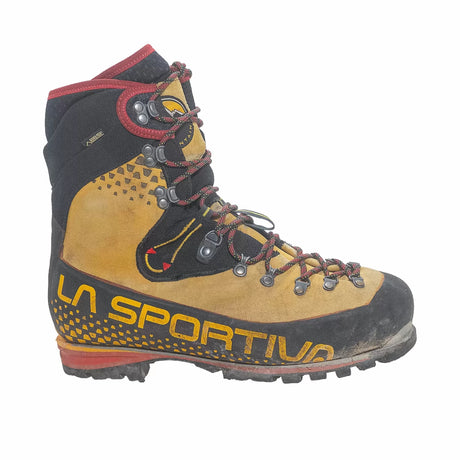 46Black / Yellow