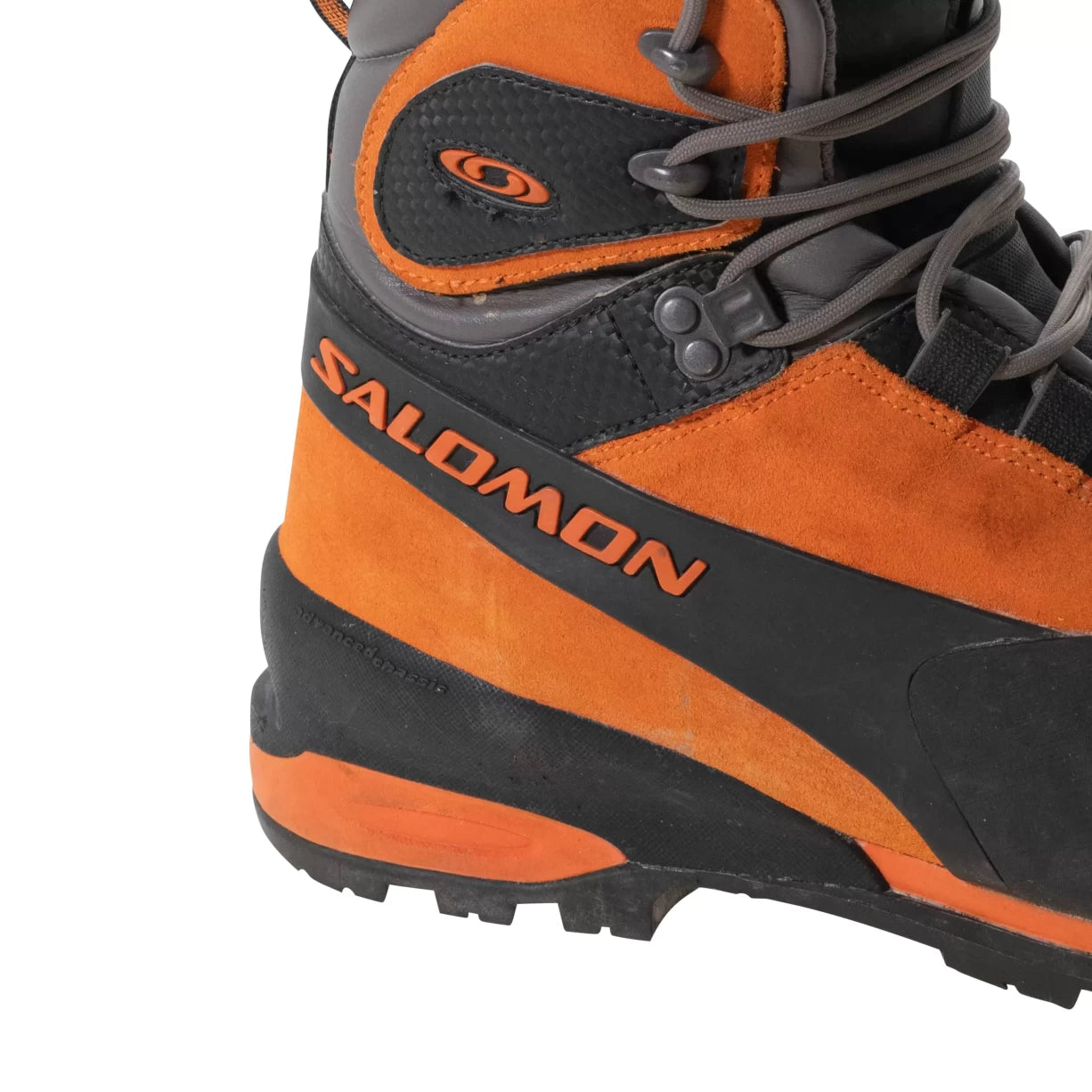 11Orange/Black
