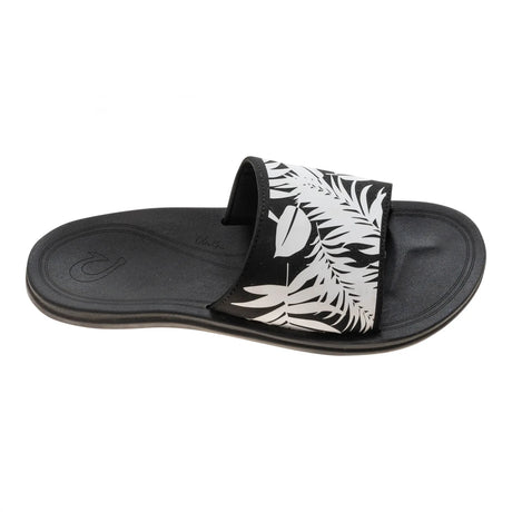 8Black/White