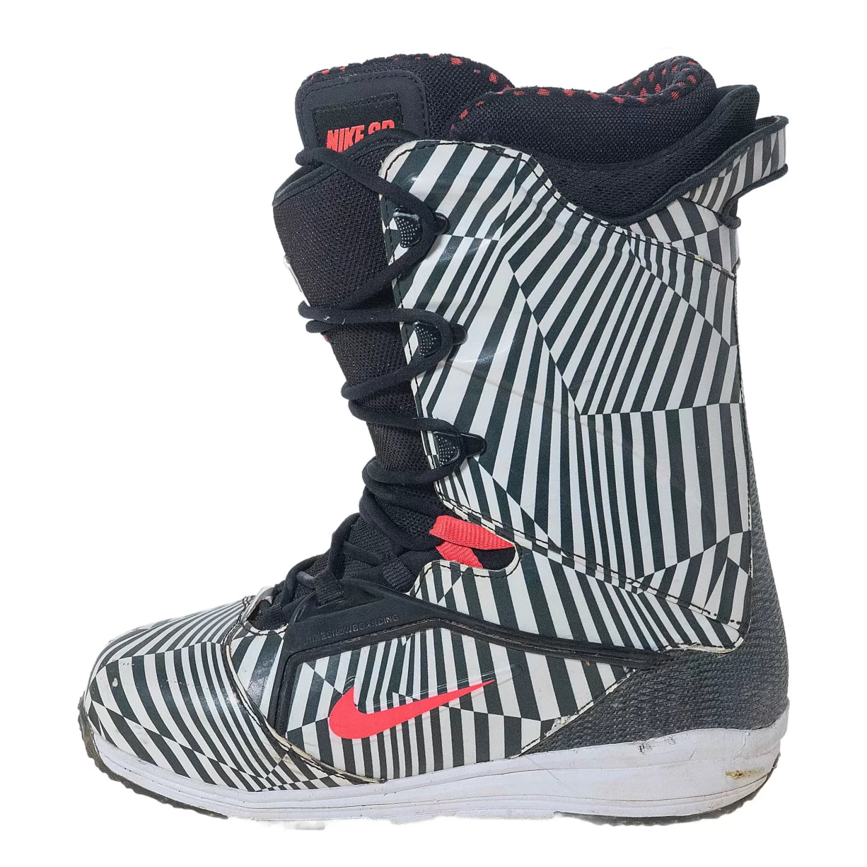 10Black/White