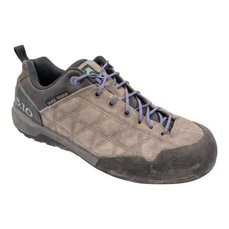 9.5Brown